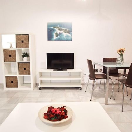 Pureza Oasis Suite Seville Exterior photo