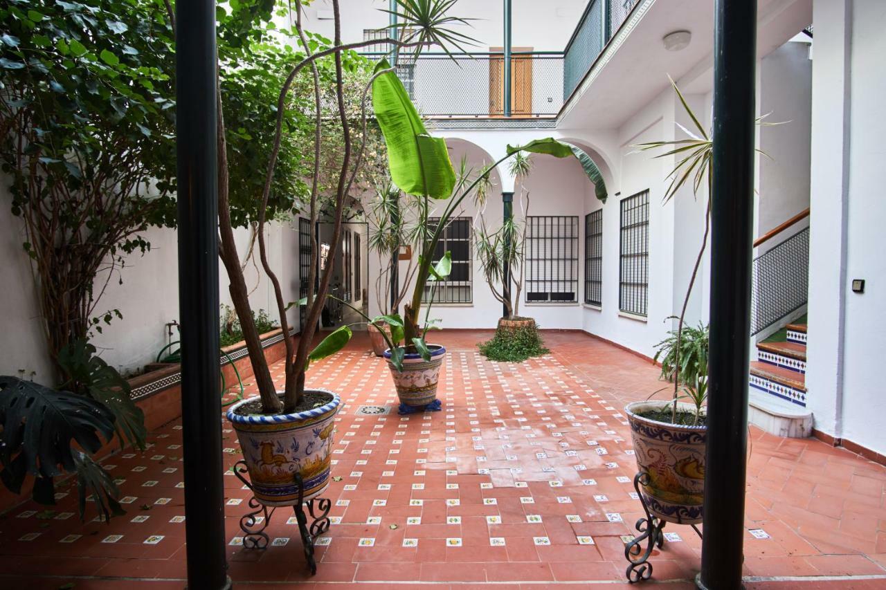 Pureza Oasis Suite Seville Exterior photo