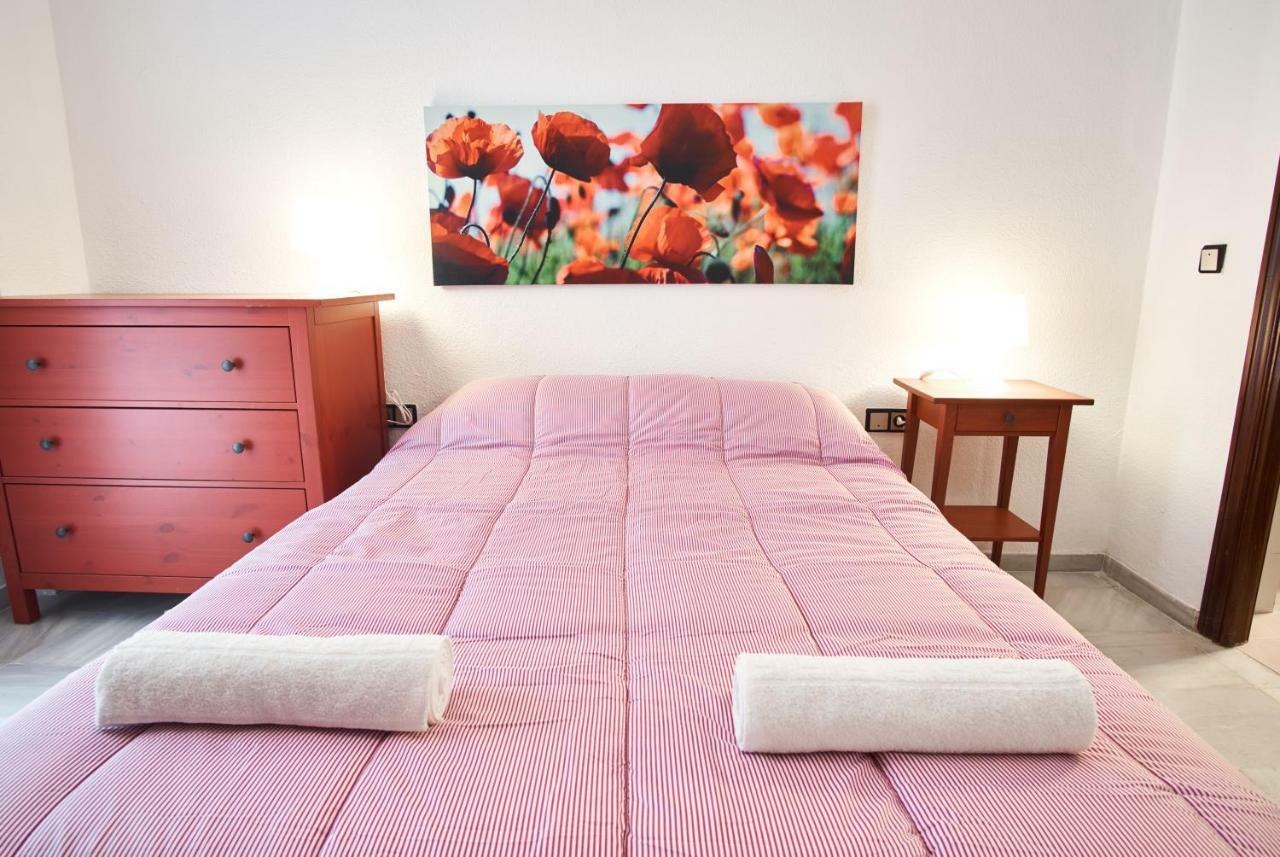 Pureza Oasis Suite Seville Exterior photo