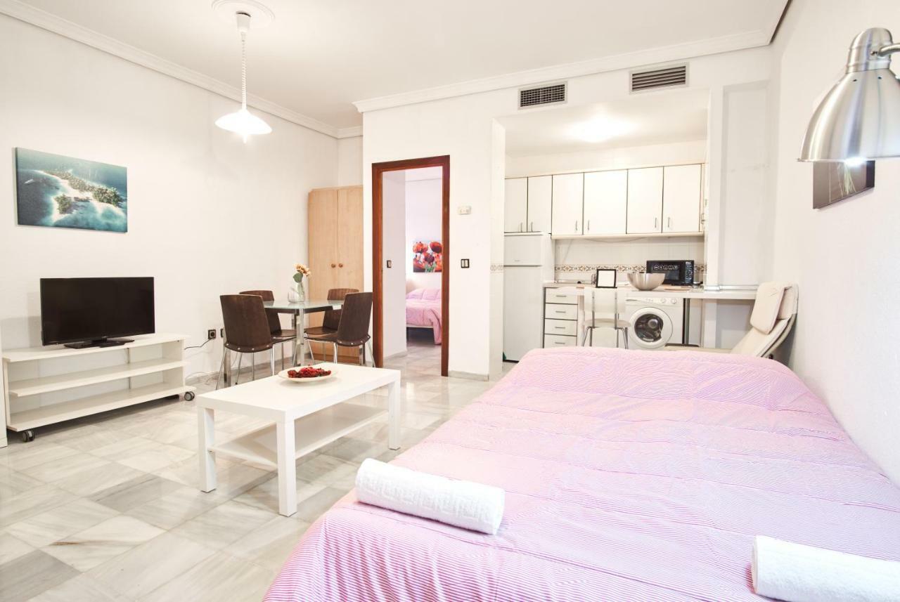 Pureza Oasis Suite Seville Exterior photo